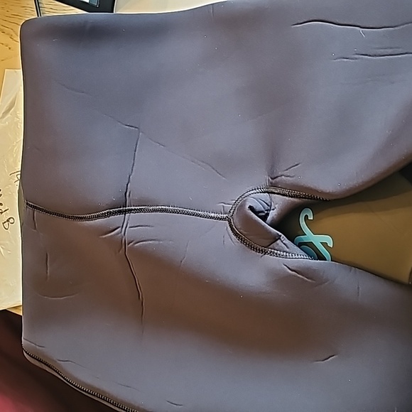 Xcel Women's Axis 3.2 Fullbody Neoprene Wet Suit Size 4 - Picture 11 of 15